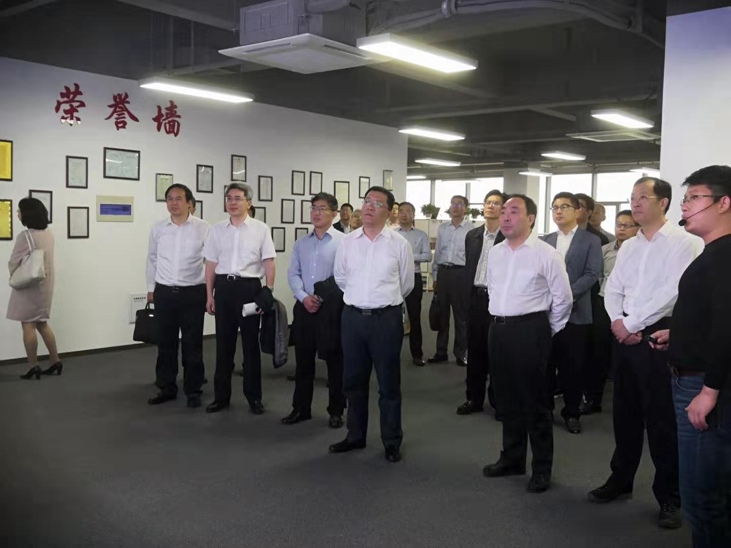 常州市市長、市委副書記都來了，他們在看什么？